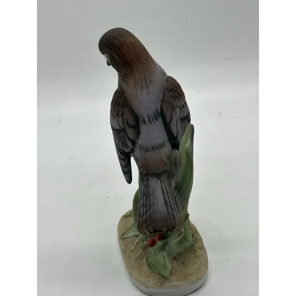 VINTAGE LEFTON CHINA RED ROBIN BIRD FIGURINE #KW464 HAND PAINTED